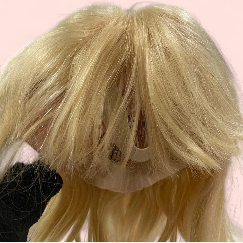 Golden Blonde Women's Hair Wig - Picture 2 of 8